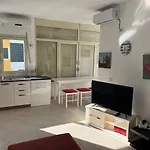 By Comfort דירה גולם