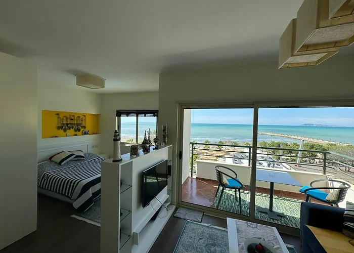 By Comfort 格勒姆