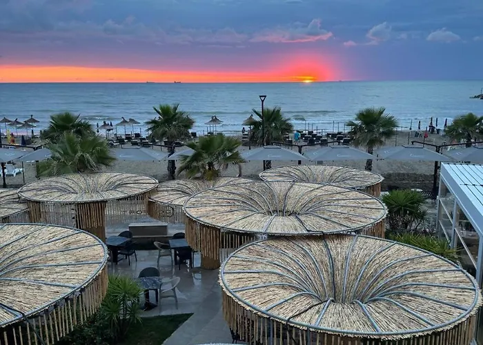 By Comfort 格勒姆