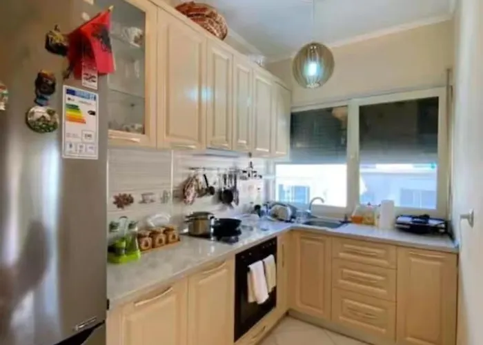 Apartment By Comfort Golem (Tirana)