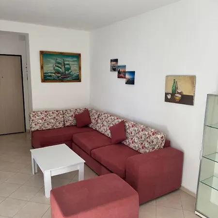 Apartamento By Comfort Golem (Tirana)