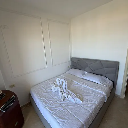 Apartamento By Comfort Golem (Tirana)
