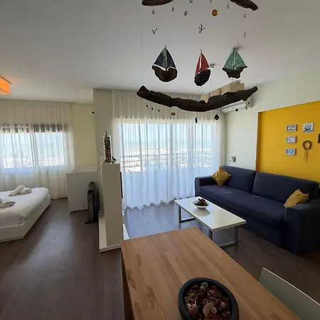 By Comfort 3* Golem (Tirana)