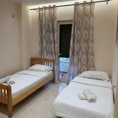 By Comfort Apartamento 3*