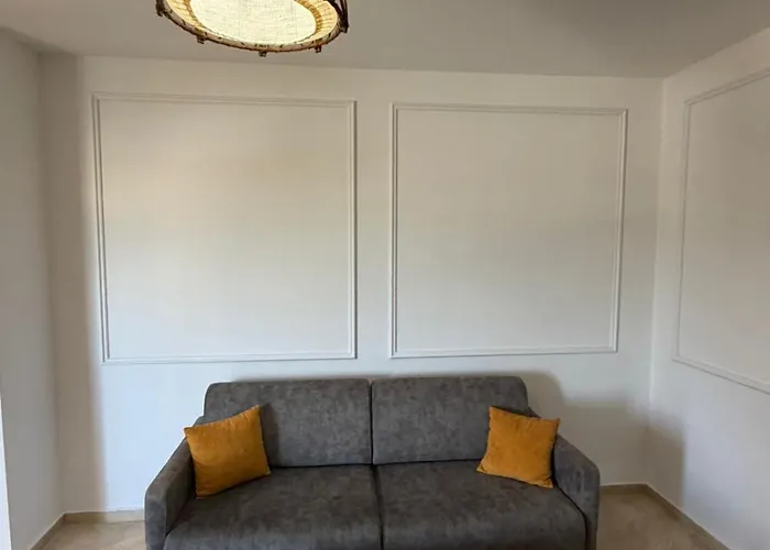 Apartmán By Comfort Golem (Tirana)